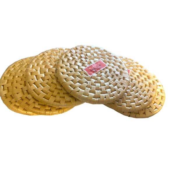 Wicker Mistletoe Coaster Set w/ Wicker Storage Basket Hand CraftedRound Natural - Picture 4 of 5